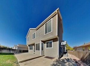 Building Photo - 15395 E 99th Ave