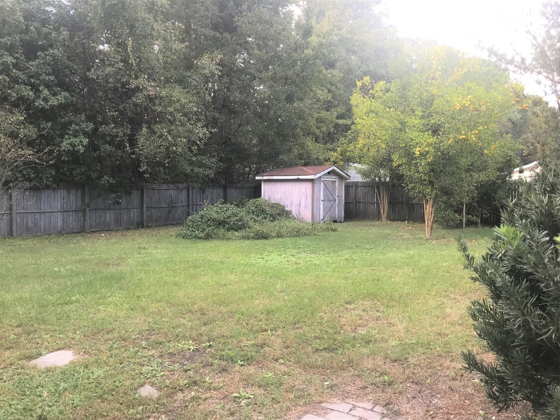 Primary Photo - 90 Blacksmith Cir
