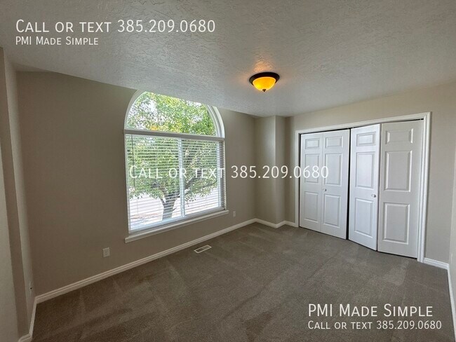 Building Photo - 1791 Garden Dr