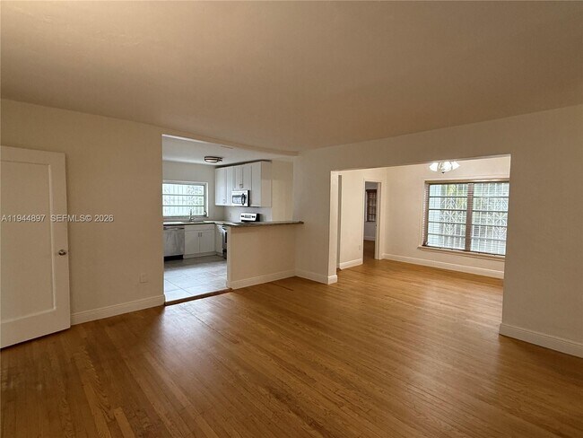 Foto del edificio - 2151 SW 21st Ter