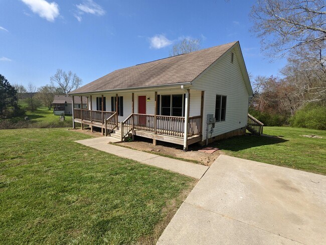 Building Photo - 139 Zachary Dr