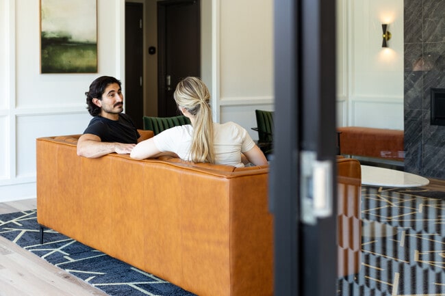 Photo - The Flats on Howard Apartments