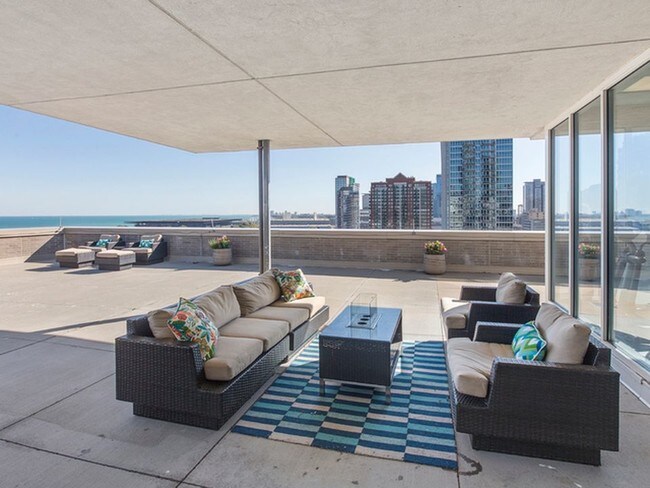 Terrace - 1515 Prairie S Ave