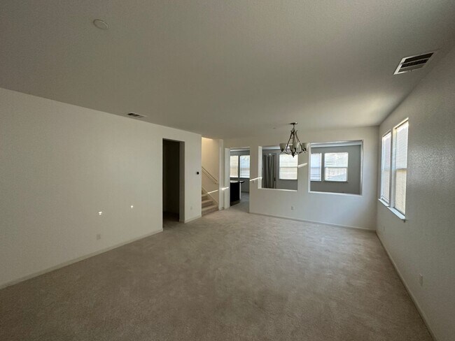 Foto del edificio - 1858 Sierra Road - Gateway 95691