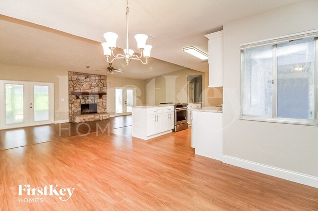 Building Photo - 1013 Taproot Dr