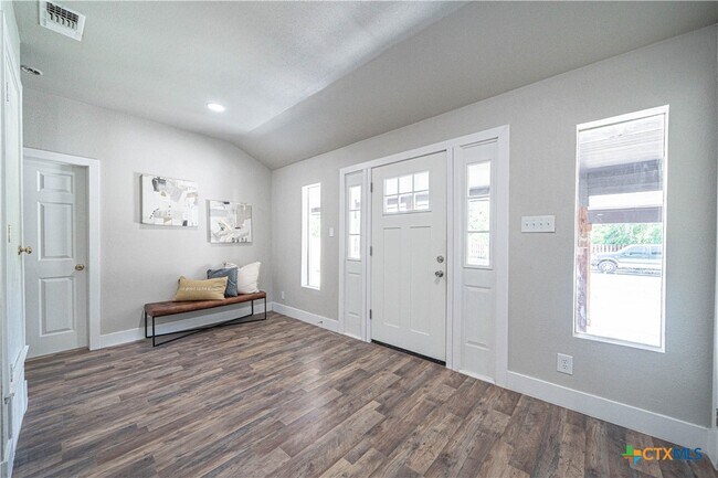 Foto del edificio - 159 S Hackberry Ave