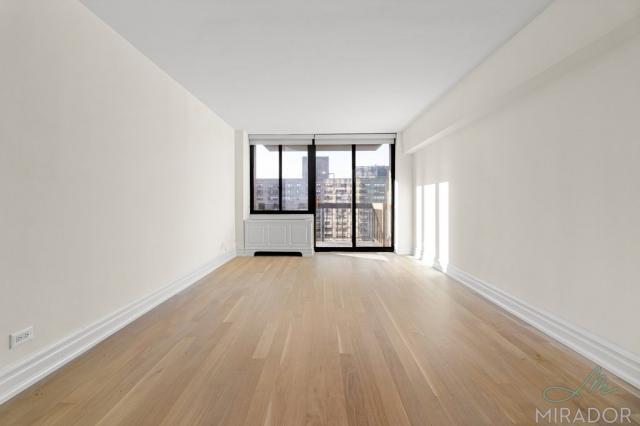 Foto del edificio - 1 bedroom in New York NY 10023