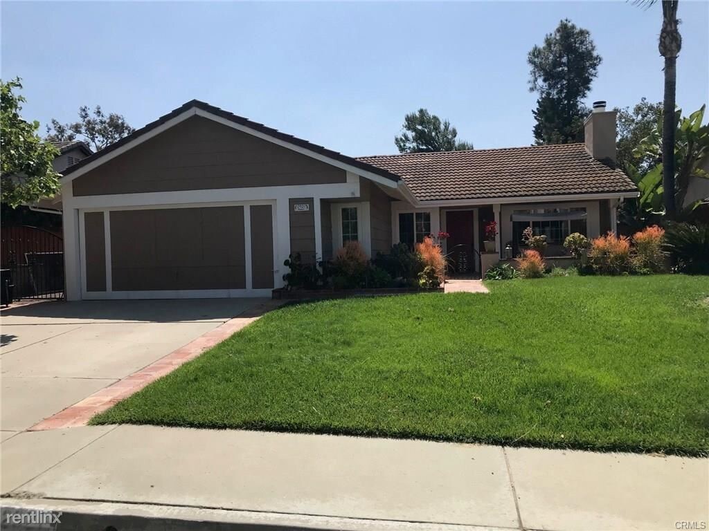Foto principal - 3 br, 2 bath House - 2921 Bonanza
