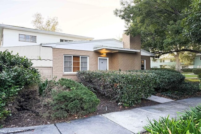 Photo - 5243 Village Green House