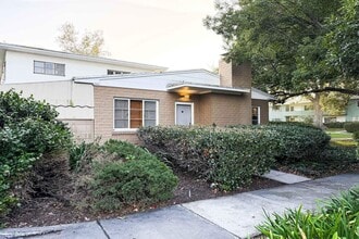 Building Photo - 5243 Village Green