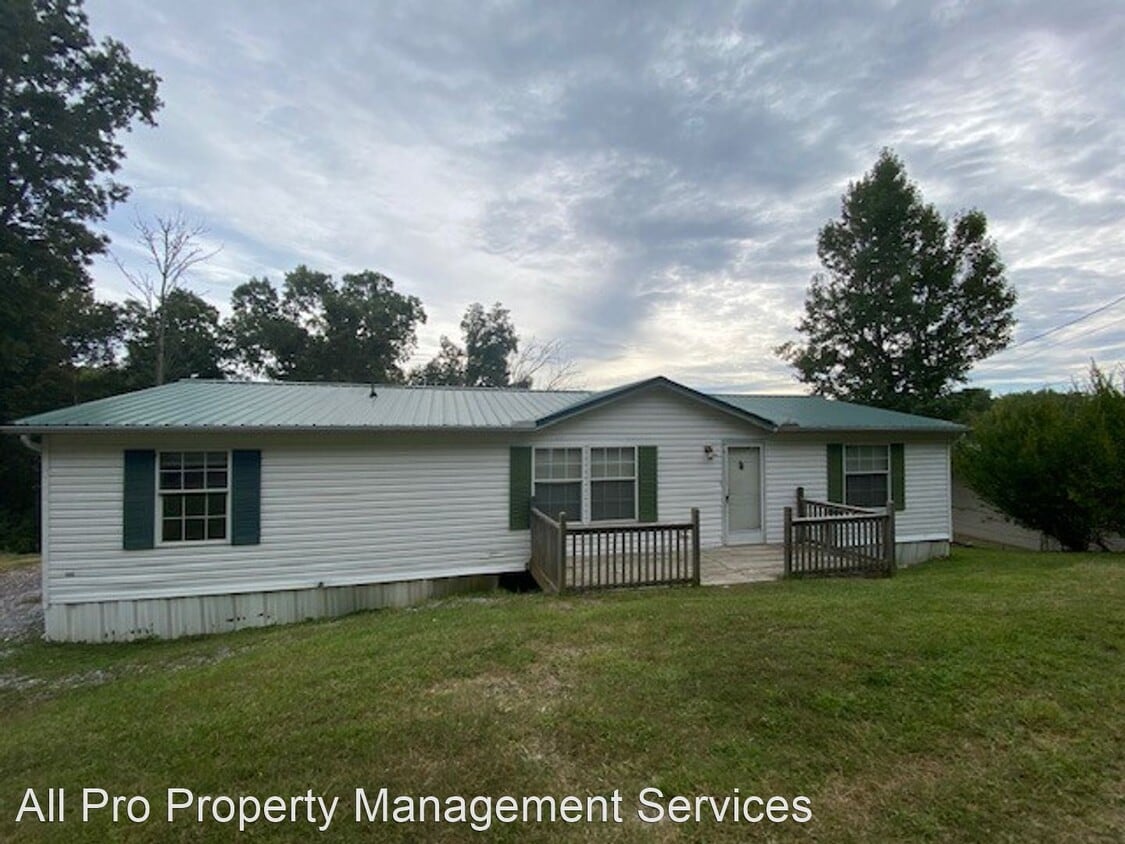 Primary Photo - 3 br, 2 bath House - 404 Red Bud Lane