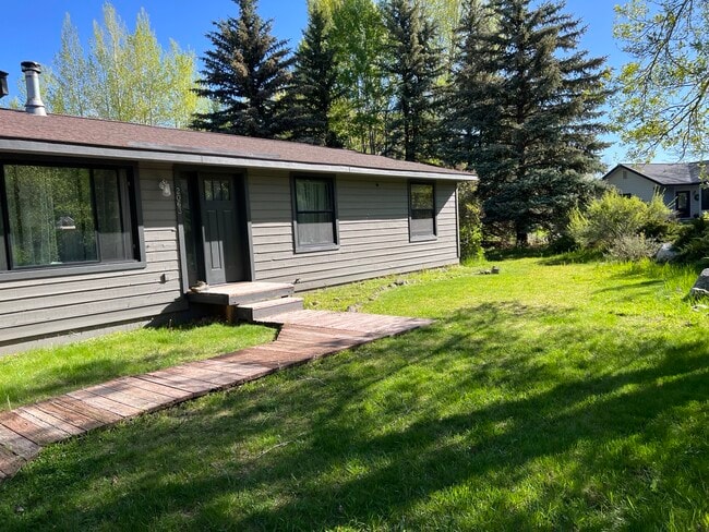 Foto del edificio - 2063 Corner Creek Ln