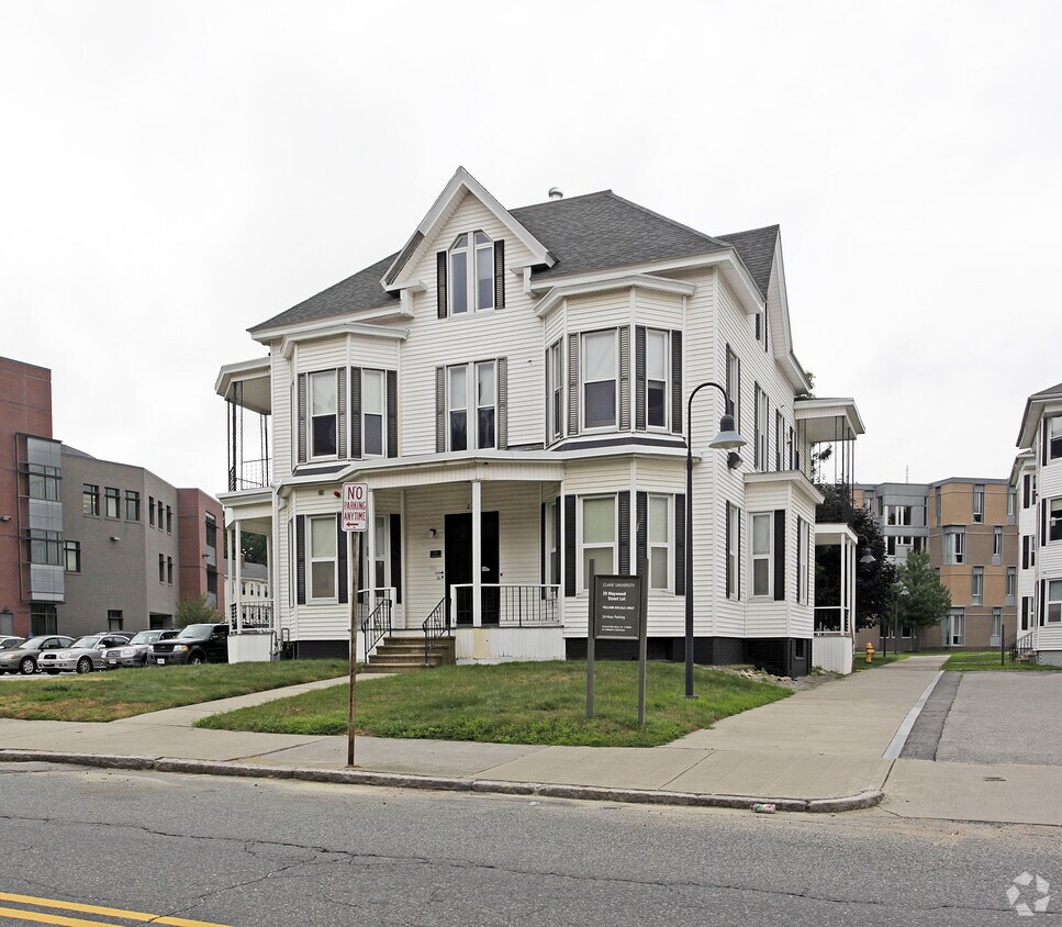 Building Photo - 21 Maywood St