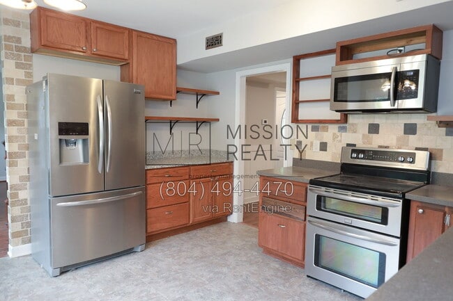Building Photo - 1304 Manders Knoll Ct
