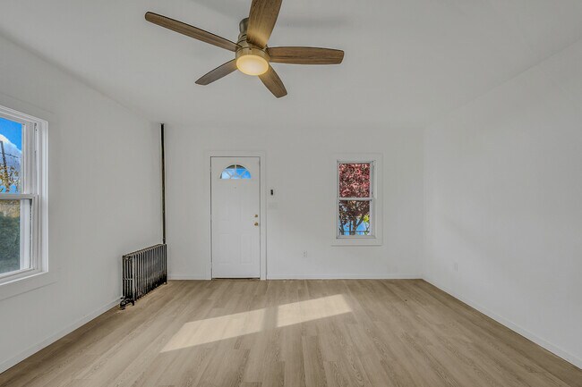 Foto del edificio - 834 Marcy Ave