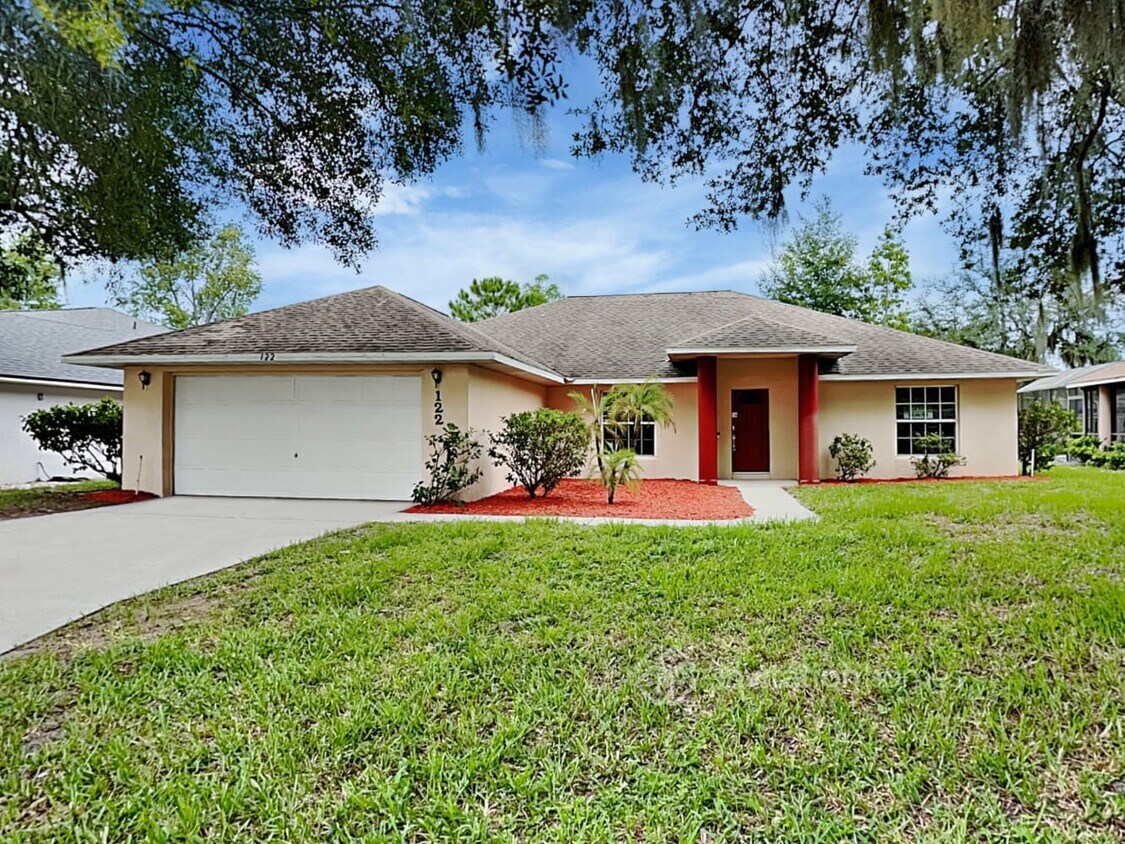 Primary Photo - 122 Oak Leigh Ct