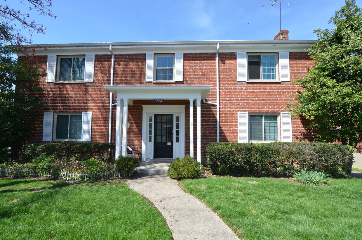 6831 Plainfield Rd Unit 4, Cincinnati, OH 45236 Apartments in
