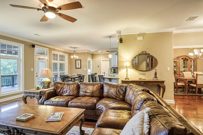 Building Photo - Cortez Area | Home | Furnished