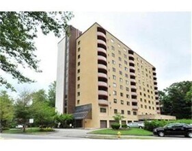 Building Photo - 2500 Mystic Valley Pkwy