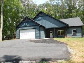 Building Photo - 310 Harmony Dr