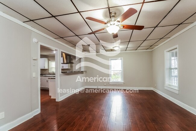 Building Photo - 209 Poplar St