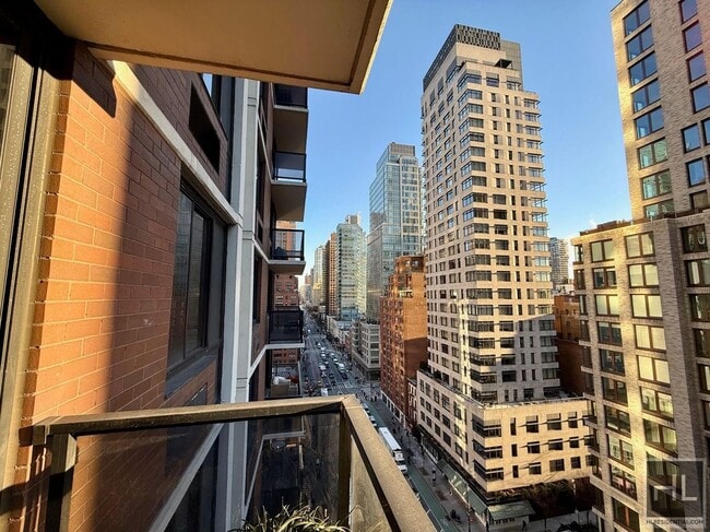 Foto del edificio - 255 E 49th ST.