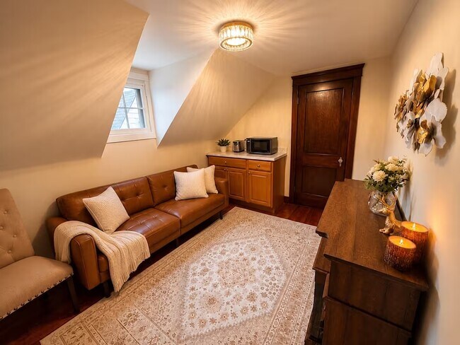 Sala de estar privada - 3563 Latimore Rd