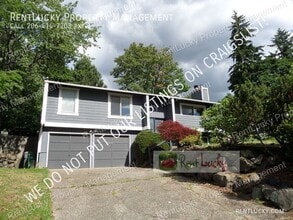Building Photo - 10720 157th Ave NE