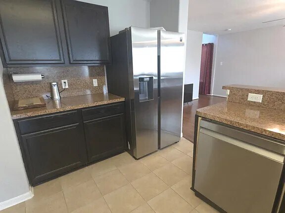 Foto del edificio - 9403 Sunflower Ridge Ln