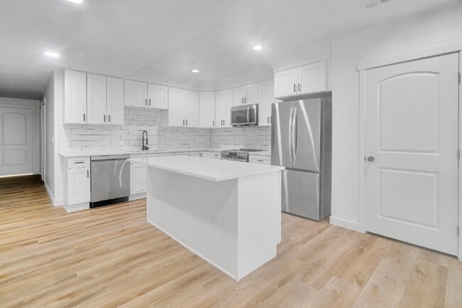 Foto del edificio - 3615 W 750 N