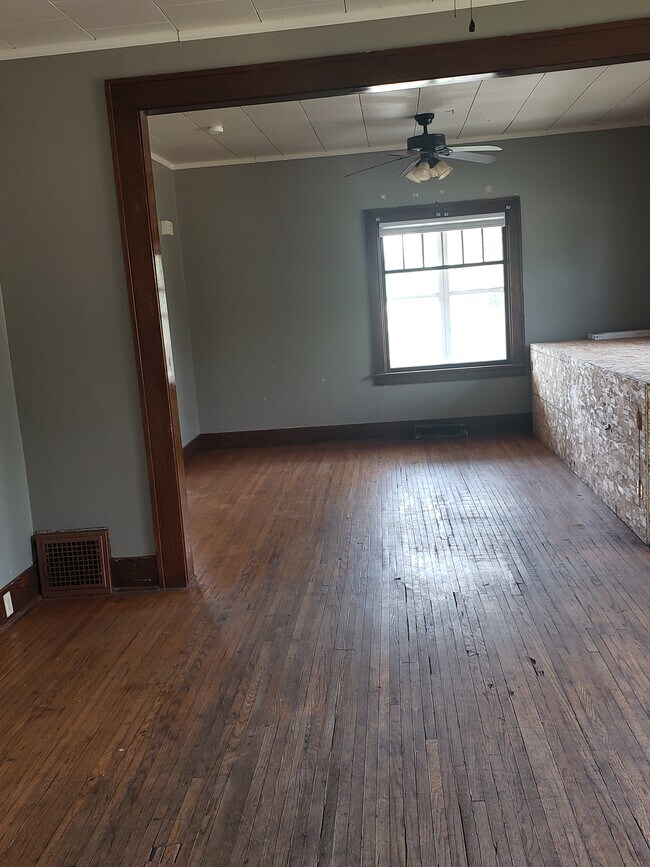 Foto del edificio - 601 6th St