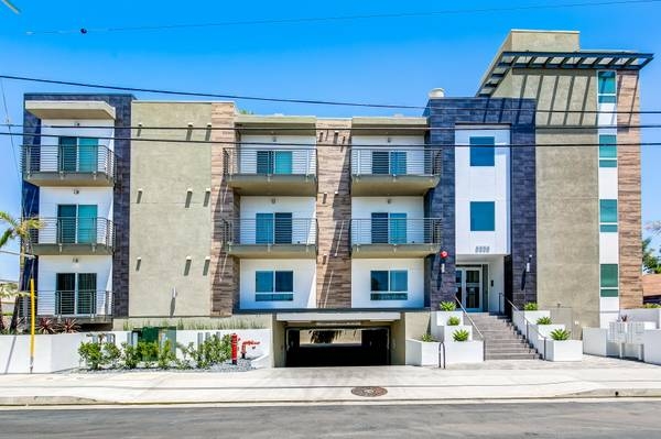 MODERNO Apartments East - Apartments in North Hollywood, CA ...