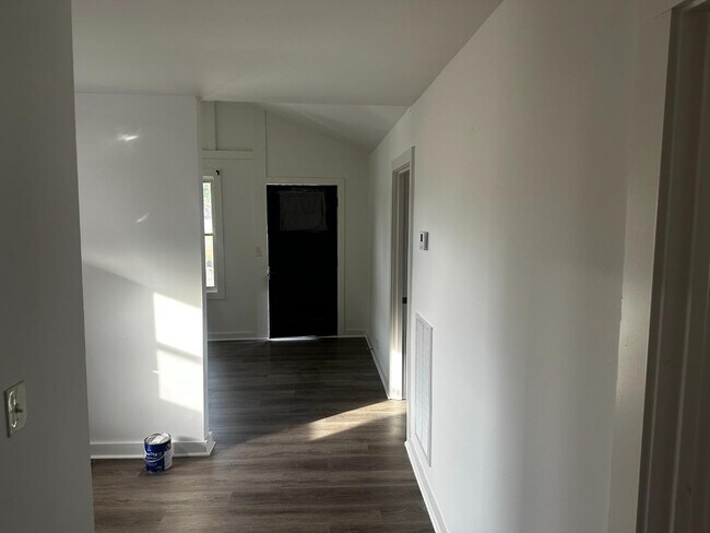 Foto del edificio - 749 Mt Hope St