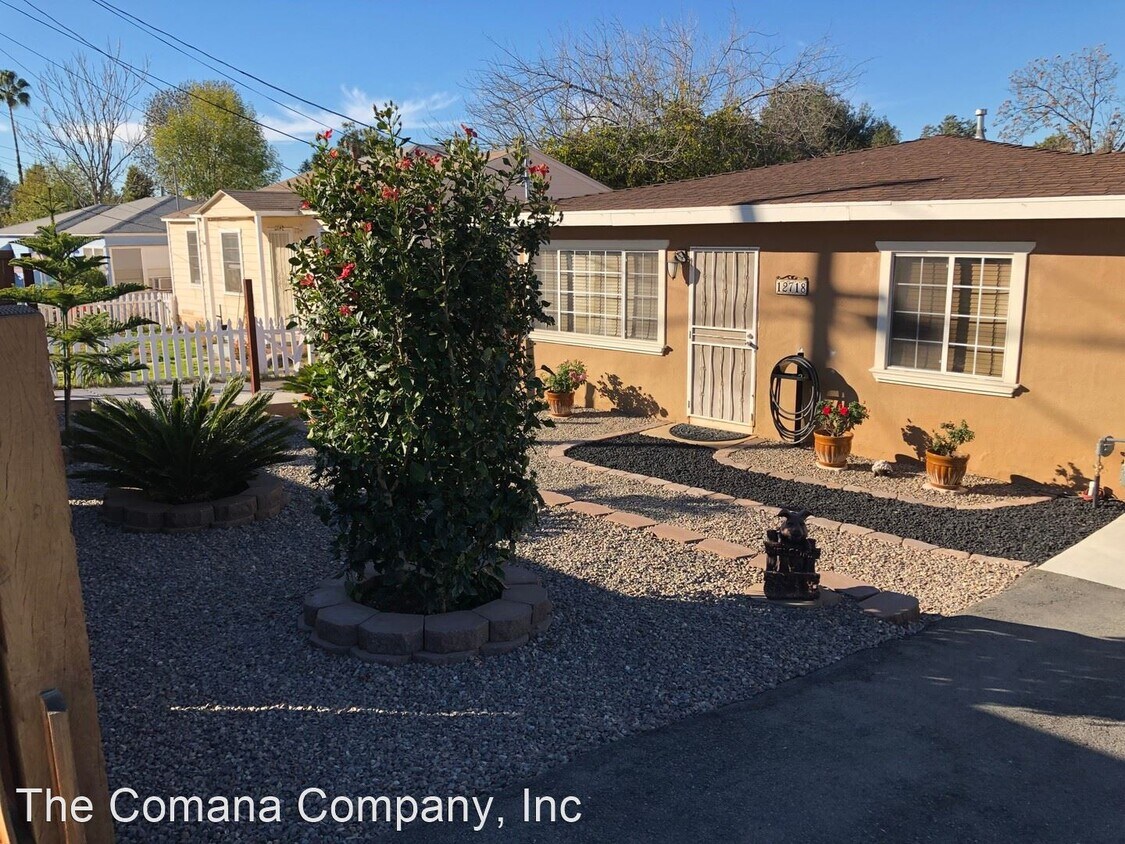 Primary Photo - 2 br, 1 bath House - 12718 Julian Avenue