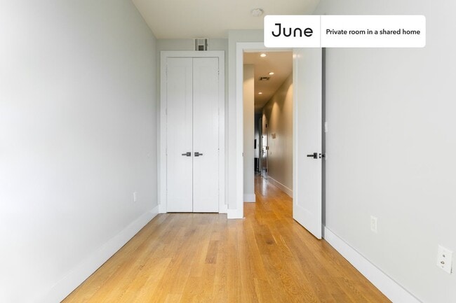 Building Photo - Room in Shared 3 bed/1 bath home in Central Harlem