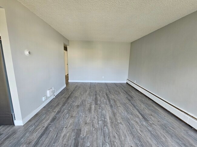Building Photo - 46117 Gore Avenue11