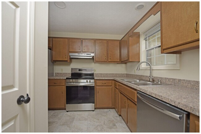 Foto del edificio - 107 Oakmont Ln