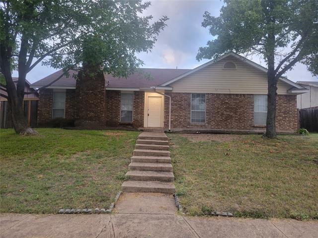 Primary Photo - 1317 Greenbriar Ln