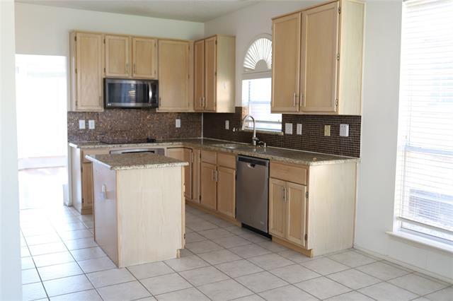 Foto del edificio - 2369 Red Maple Rd