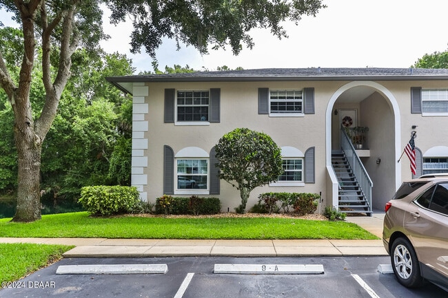 Building Photo - 203 S Orchard St