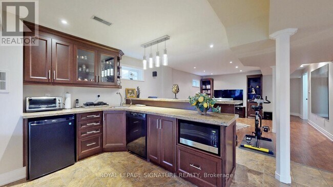 Photo du bâtiment - 30 Knole Haven Dr