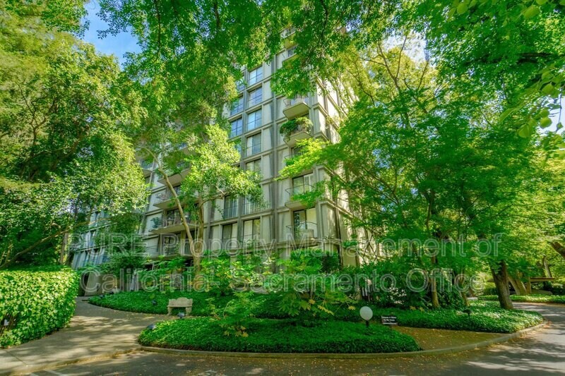 Foto principal - 4100 Folsom Blvd