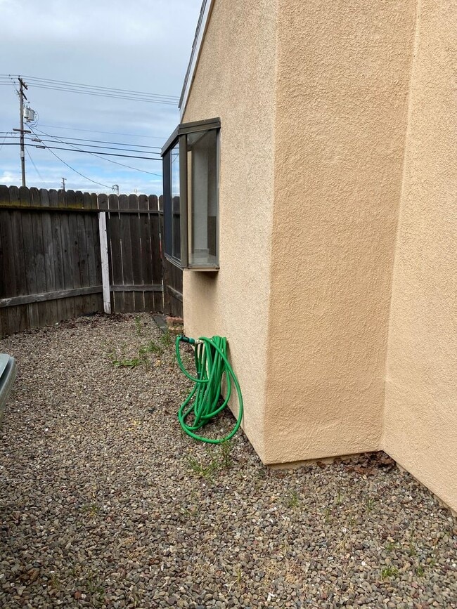 3 Bedroom 2 Bath Home Ceres!! House Rental in Ceres, CA