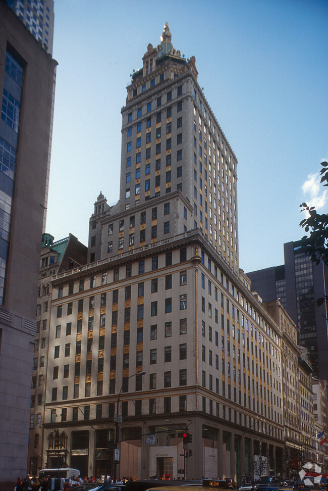 Building Photo - The Crown Building