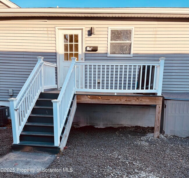 Foto del edificio - 3709 Laurel Ave