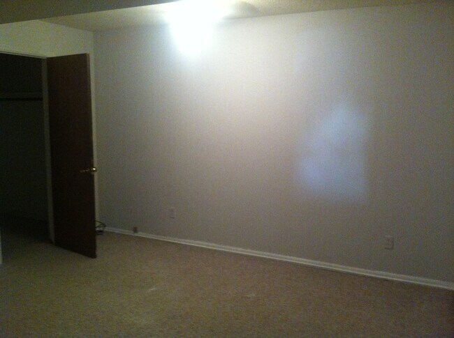 family room - 4812 Meadow Lark Ln