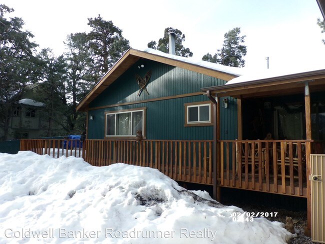 Foto del edificio - 1076 Mount Shasta Rd