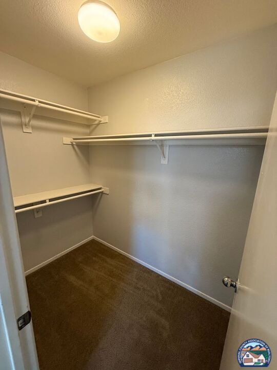 Foto del edificio - 642 Brewer Rd