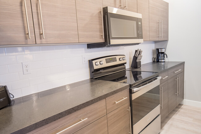 2BD, 2BA - Cocina - Shiloh Commons