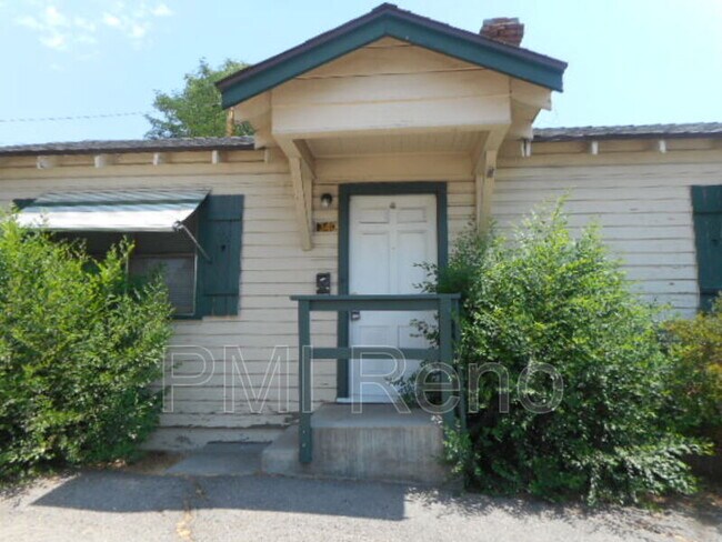 Building Photo - 1340 N Sierra St